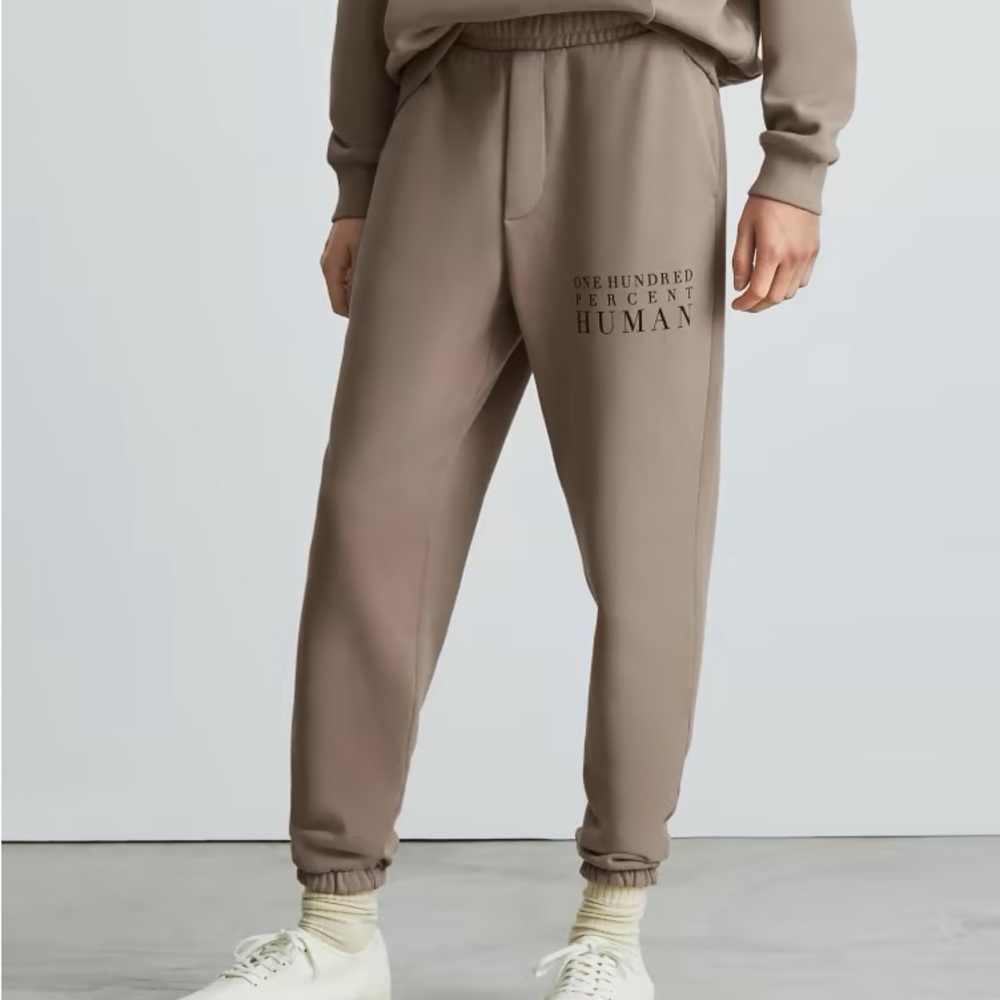 Everlane Gender Neutral The Hundred Percent Human Everyone Jogger In Burnt Sugar